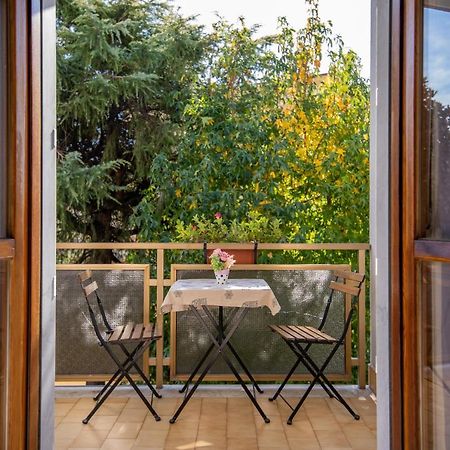 B&B A Casa Di Amici カゼルタ エクステリア 写真