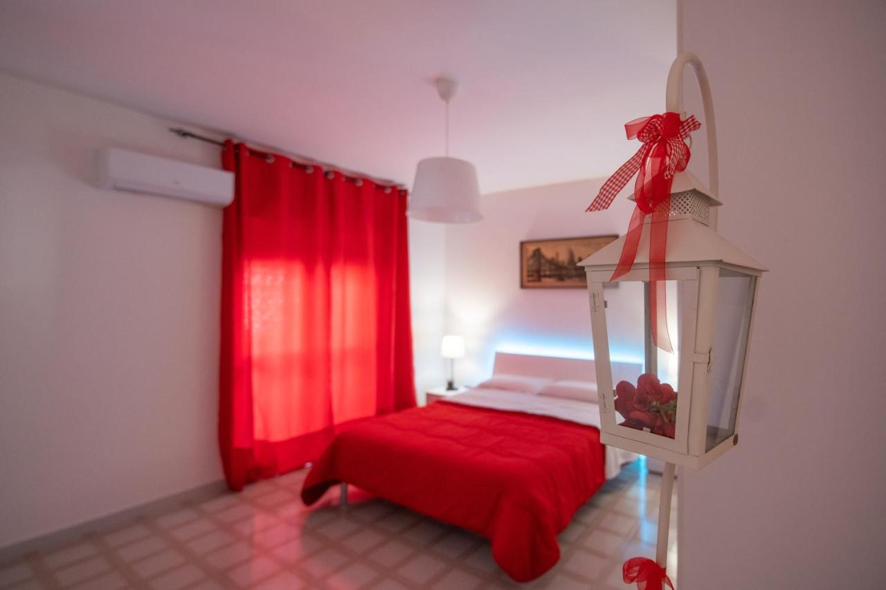 B&B A Casa Di Amici カゼルタ エクステリア 写真