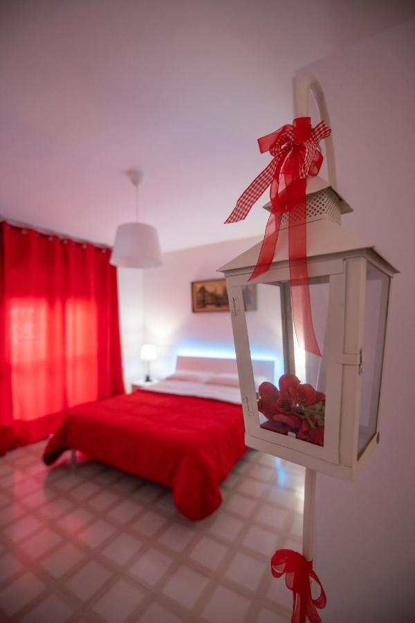 B&B A Casa Di Amici カゼルタ エクステリア 写真