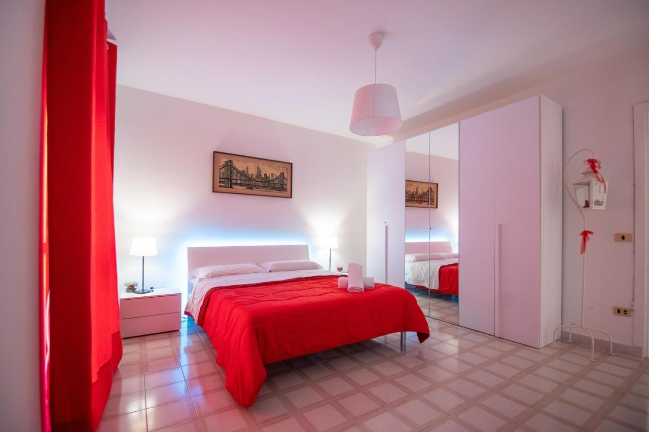 B&B A Casa Di Amici カゼルタ エクステリア 写真